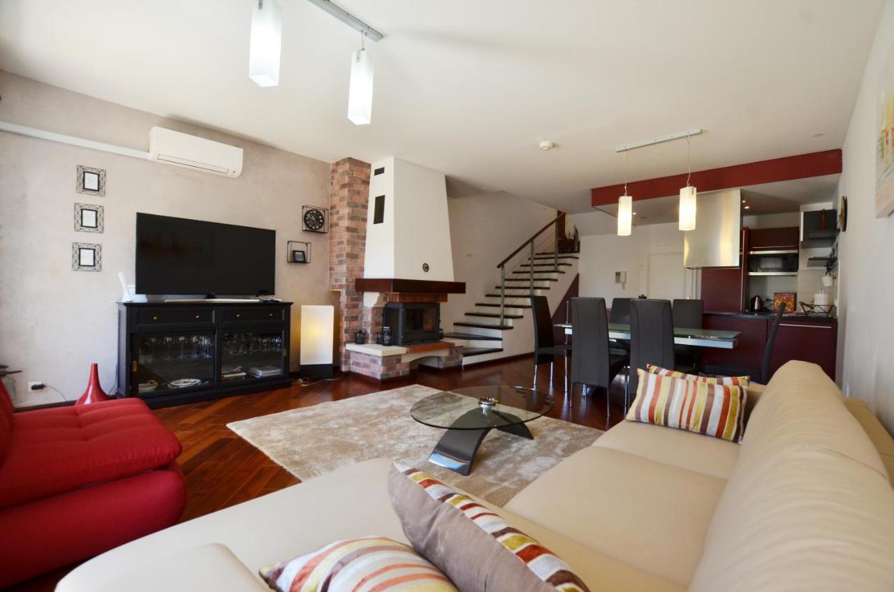 Apartment Max โรวีน ภายนอก รูปภาพ